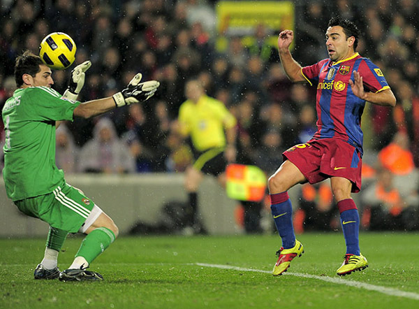 Xavi Hernandes opens the flood gates with the first goal of the match